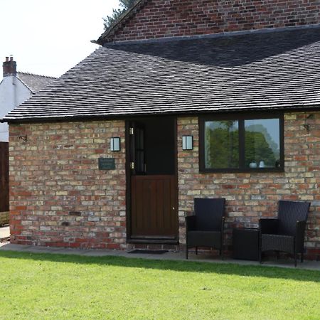 Malthouse Farm Cottage Studio Dilhorne Экстерьер фото